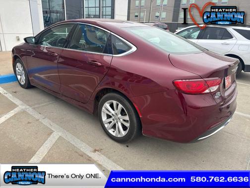 2016 Chrysler 200 Limited