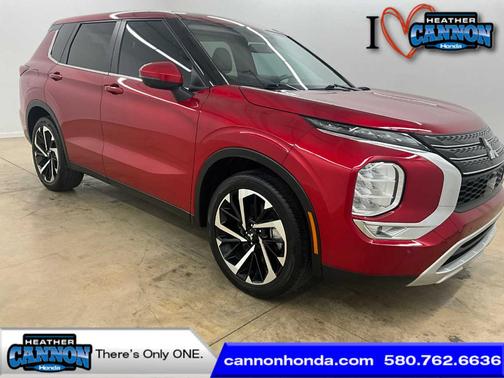 2024 Mitsubishi Outlander SE