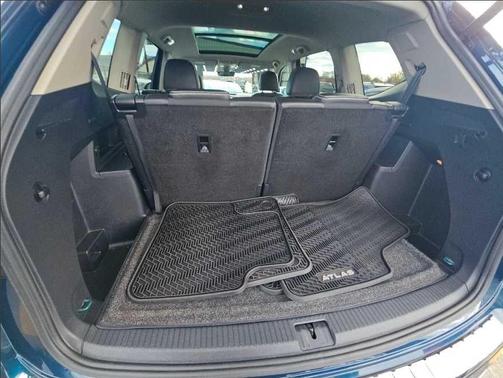 2022 Volkswagen Atlas 3.6L SEL Premium R-Line