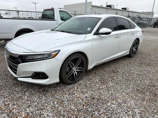 Platinum White Pearl 2022 Honda Accord Touring 2.0T