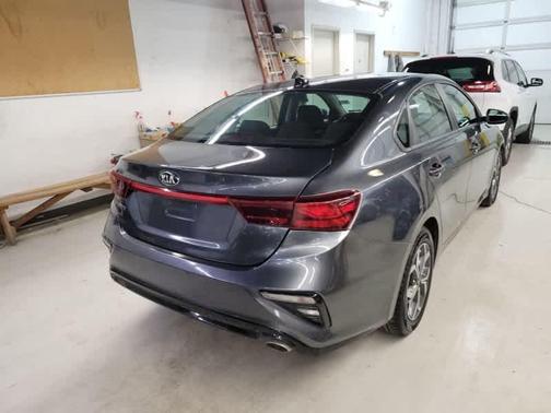 Gravity Gray 2021 Kia Forte LXS