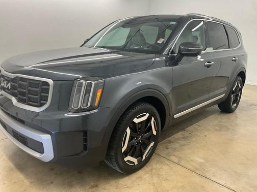 Gravity Gray 2023 Kia Telluride S