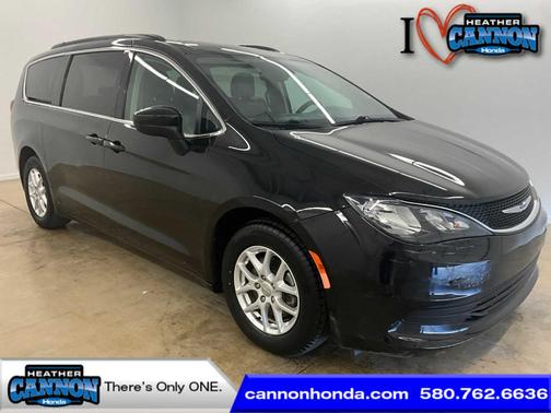 2020 Chrysler Voyager LXI