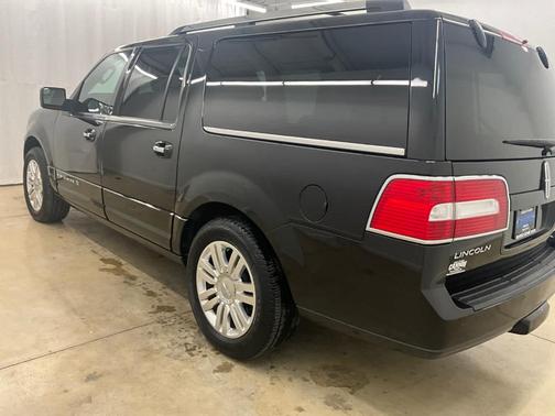 2013 Lincoln Navigator L
