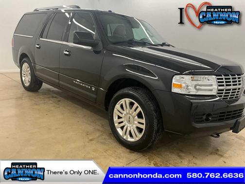 2013 Lincoln Navigator L