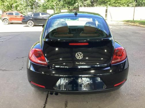 2016 Volkswagen Beetle 1.8T Classic