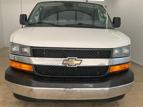2019 Chevrolet Express 3500 LT