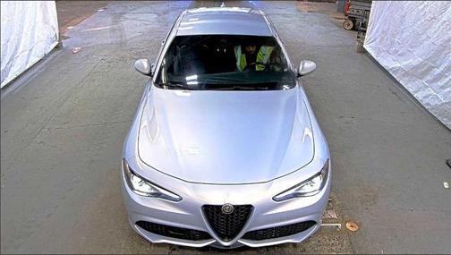 2022 Alfa Romeo Giulia Base