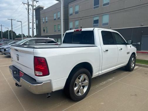 Bright White Clearcoat 2014 RAM 1500 SLT