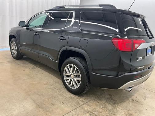 2019 GMC Acadia SLE-2