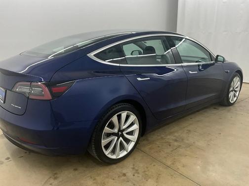 2018 Tesla Model 3 Performance