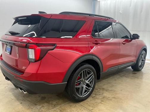 Rapid Red Metallic Tinted Clearcoat 2025 Ford Explorer ST