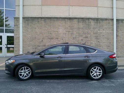 Guard 2016 Ford Fusion SE