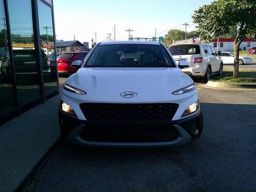 2023 Hyundai KONA SE