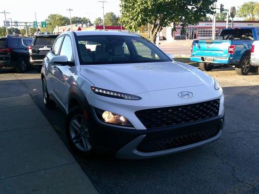 2023 Hyundai KONA SE