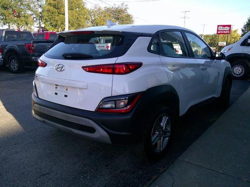 2023 Hyundai KONA SE