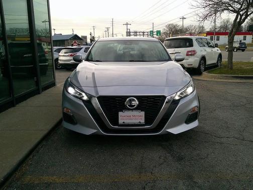 2022 Nissan Altima 2.5 SV