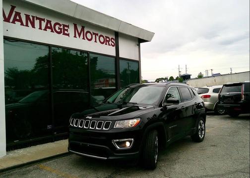 Diamond Black Crystal Pearlcoat 2020 Jeep Compass Limited