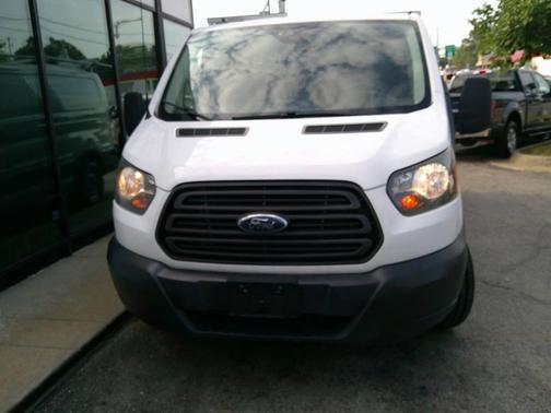 2017 Ford Transit-250 Base