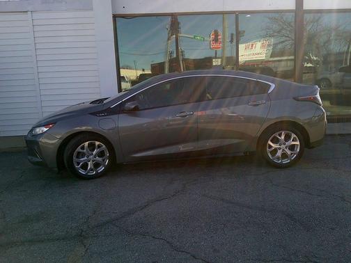 2017 Chevrolet Volt Premier