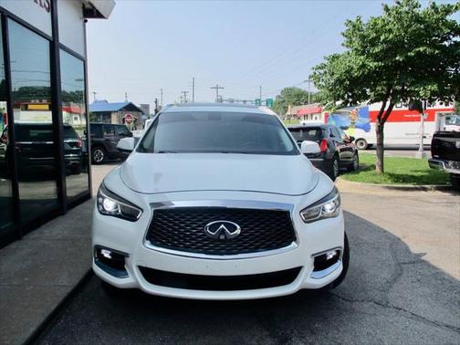 2017 INFINITI QX60 Base