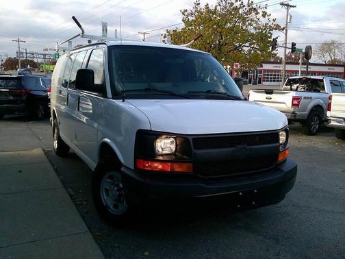 2017 Chevrolet Express 2500 Work Van