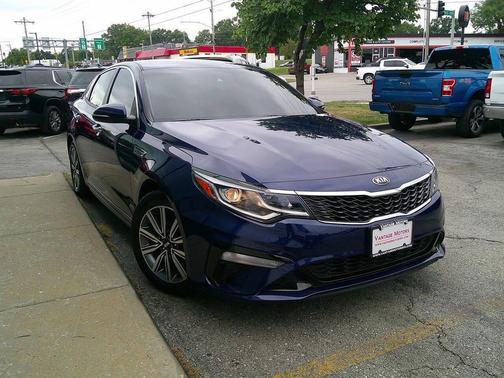2019 Kia Optima LX