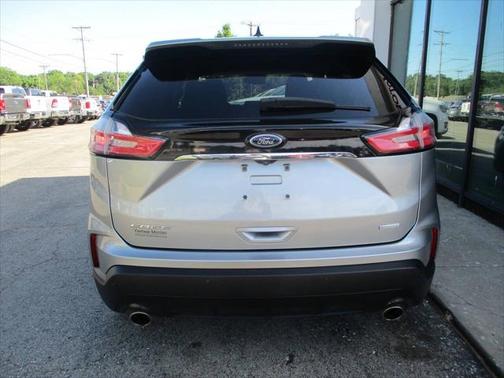 2020 Ford Edge SE