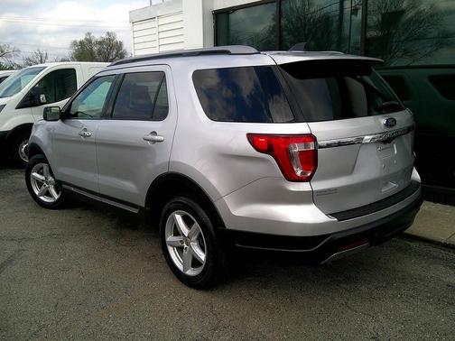 Ingot Silver 2019 Ford Explorer XLT