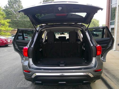2020 Nissan Pathfinder S 4WD