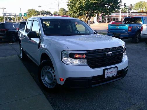 2022 Ford Maverick XL