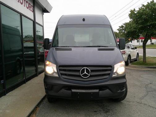 2018 Mercedes-Benz Sprinter 2500 Standard Roof
