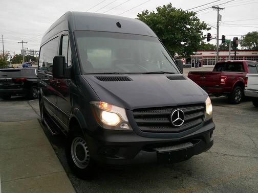 2018 Mercedes-Benz Sprinter 2500 Standard Roof