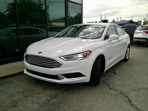 2018 Ford Fusion Hybrid SE
