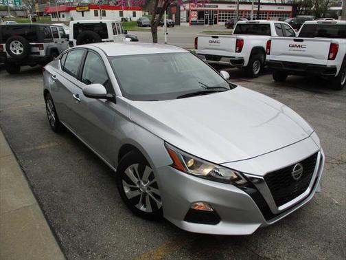 2020 Nissan Altima S FWD