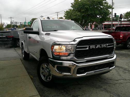 2019 RAM 3500 Tradesman Regular Cab 4x4 8' Box
