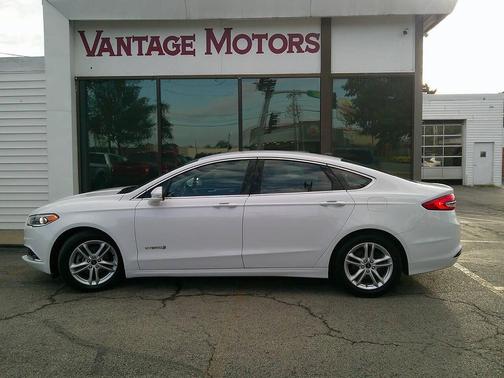 2018 Ford Fusion Hybrid SE
