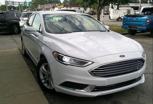 2018 Ford Fusion Hybrid SE