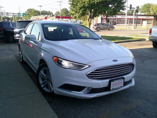 2018 Ford Fusion Hybrid SE