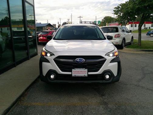 2023 Subaru Outback Premium