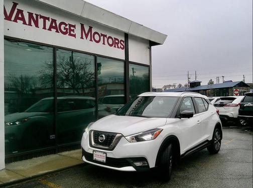 2019 Nissan Kicks SR