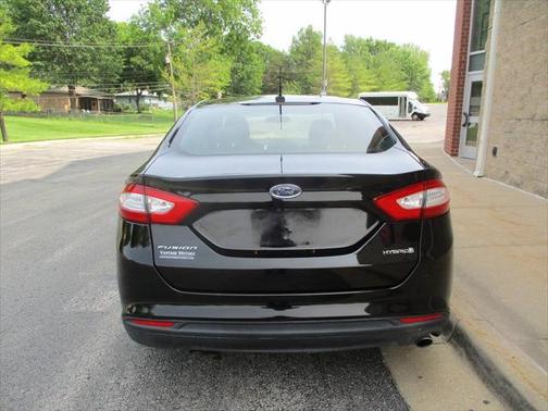 2016 Ford Fusion Hybrid S