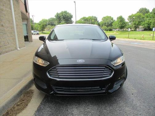 2016 Ford Fusion Hybrid S