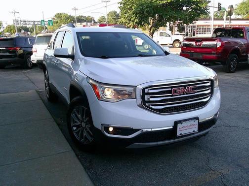 2019 GMC Acadia SLE-2