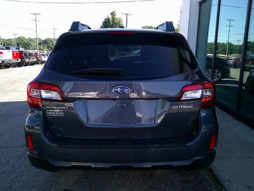 Carbide Gray Metallic 2015 Subaru Outback 2.5i Limited
