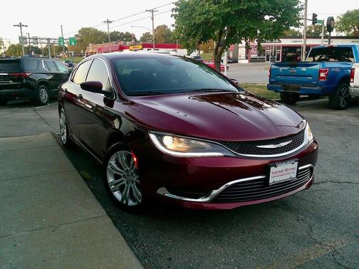 2016 Chrysler 200 Limited
