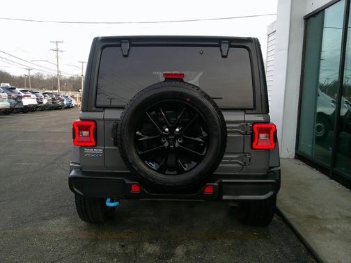 Sting-Gray Clear Coat 2023 Jeep Wrangler Sahara 4xe 4x4 4dr SUV