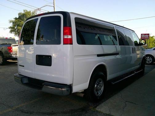 2019 Chevrolet Express 3500 LT
