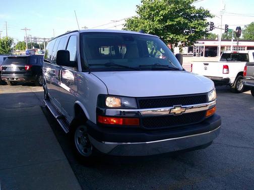 2019 Chevrolet Express 3500 LT