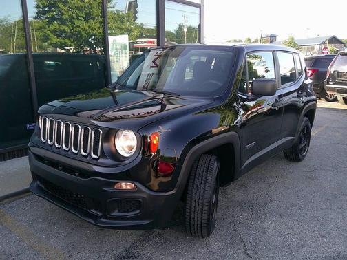 Black 2018 Jeep Renegade Sport